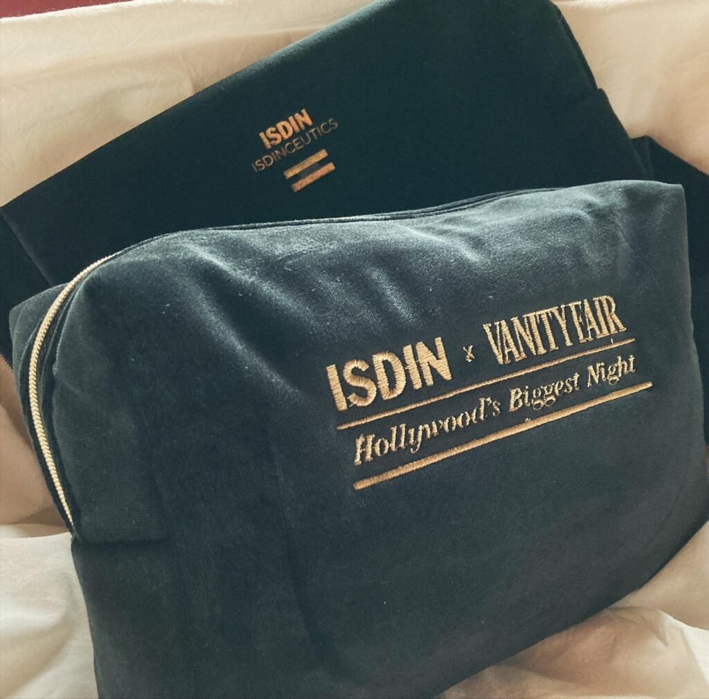 neceser isdin vanity fair